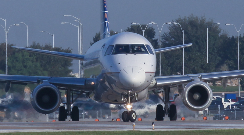 United ERJ 170